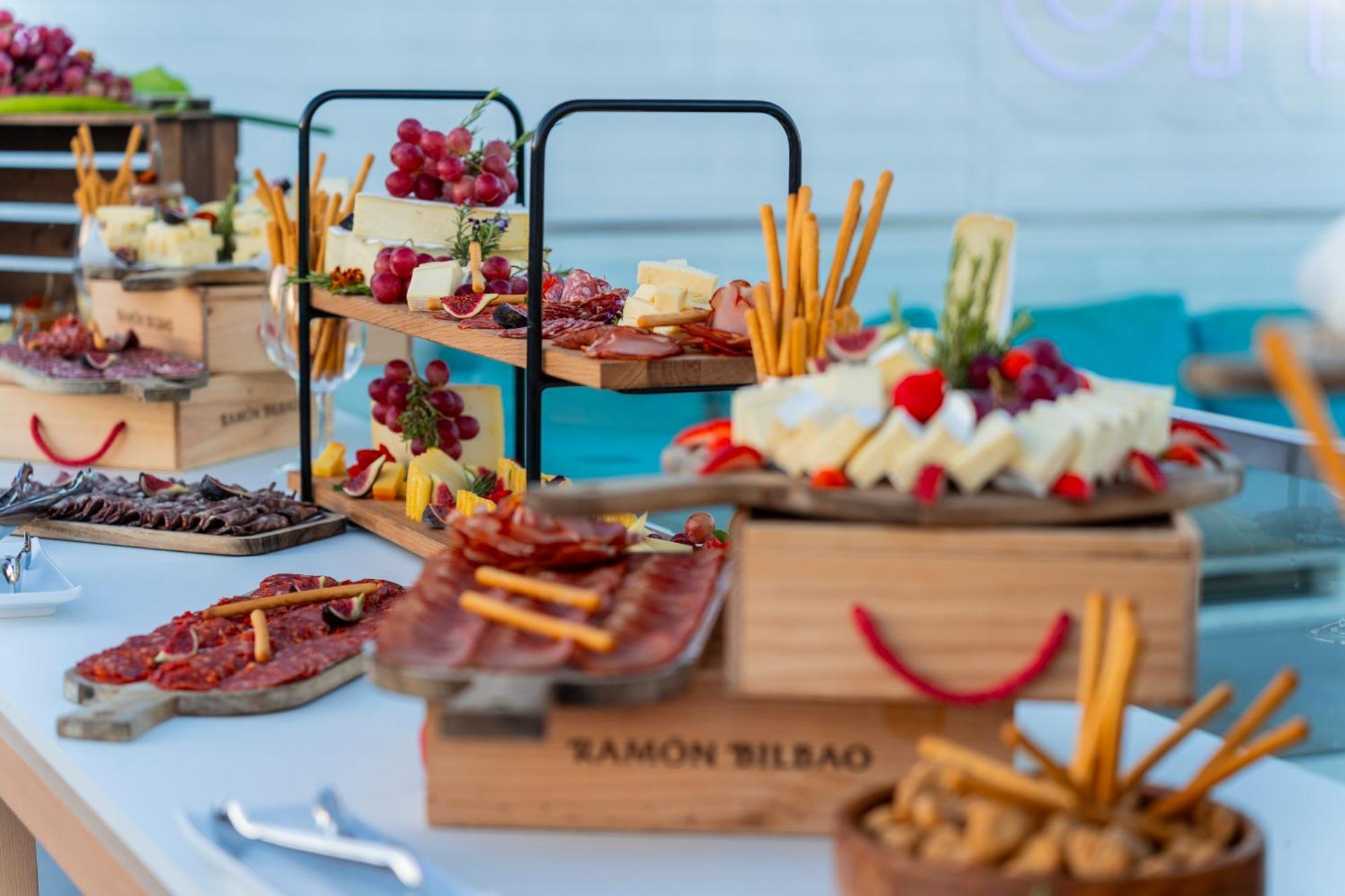 Onmood Cala Ratjada - Brunch & Party Hotel ภายนอก รูปภาพ